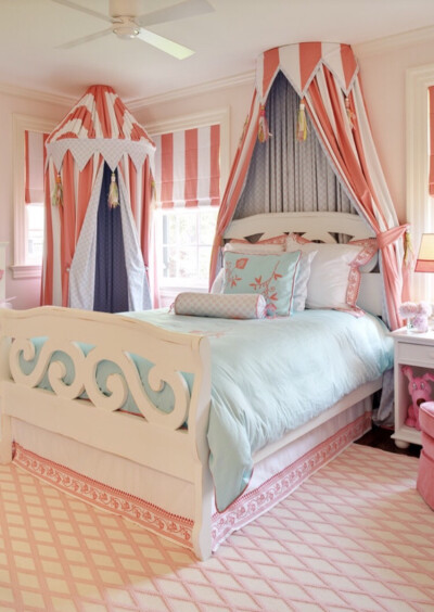 女生 卧室 设计 方案 配色 橙与蓝撞色出温暖