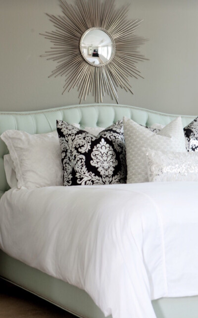 女生 卧室 设计 大爱 薄荷绿+白+藏青的组合