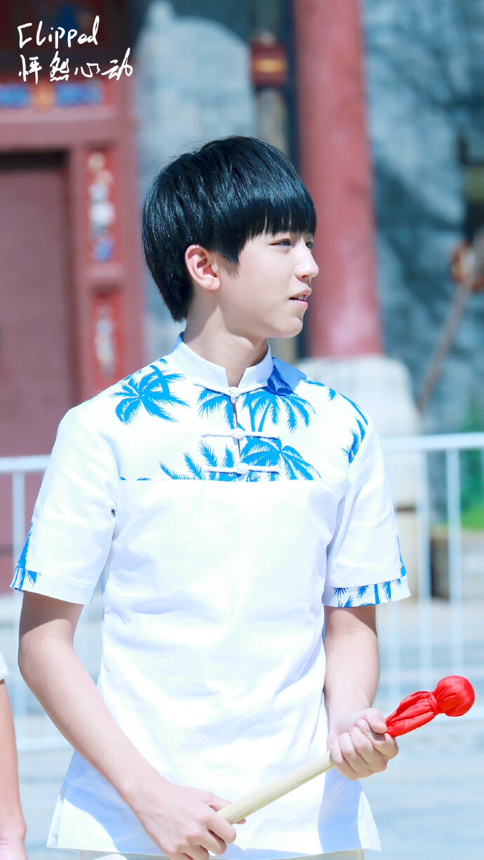 #王俊凯# #TFBOYS王俊凯# #TFBOYS#150827星厨小当家录制 cr：FLIPPED_KR