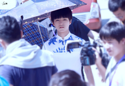 #王俊凯# #TFBOYS王俊凯# #TFBOYS#150827星厨小当家录制 cr：此博已fififi