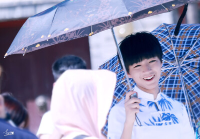 #王俊凯# #TFBOYS王俊凯# #TFBOYS#150827星厨小当家录制 cr：此博已fififi