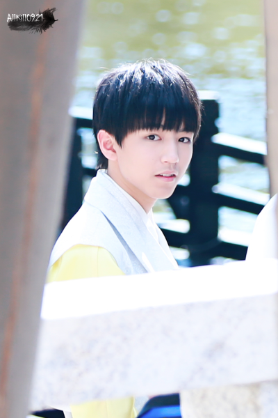 #王俊凯# #TFBOYS王俊凯# #TFBOYS#150827星厨小当家录制 cr：AllKill0921