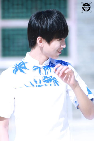 #王俊凯# #TFBOYS王俊凯# #TFBOYS#150827星厨小当家录制 cr：AllKill0921