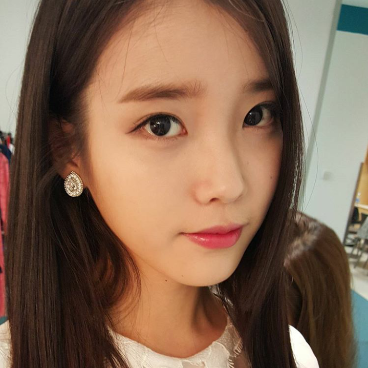 IU.李知恩.自拍.ins.