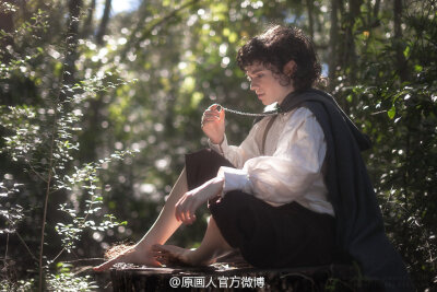 #Frodo Baggins#CN： Amouranth 摄影：Chris Stewart