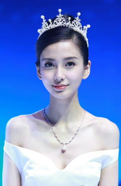 Angelababy 杨颖