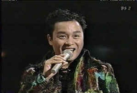 1999.8.21张国荣参加广岛和平音乐会。