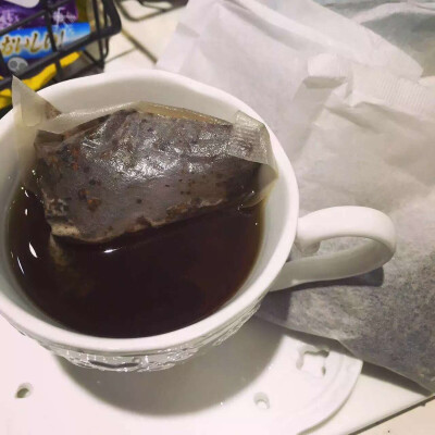 大麦茶袋泡茶 烘焙型495g 54袋装一包，可用两升开水冲泡味道依然浓郁！限量出售、几十元可以喝到放心无毒害日本制造大麦茶❤️❤️❤️为啥子韩国人日本人把大麦茶当水喝呀，夏天喝冰的冬天喝热的，实在是功能太全…