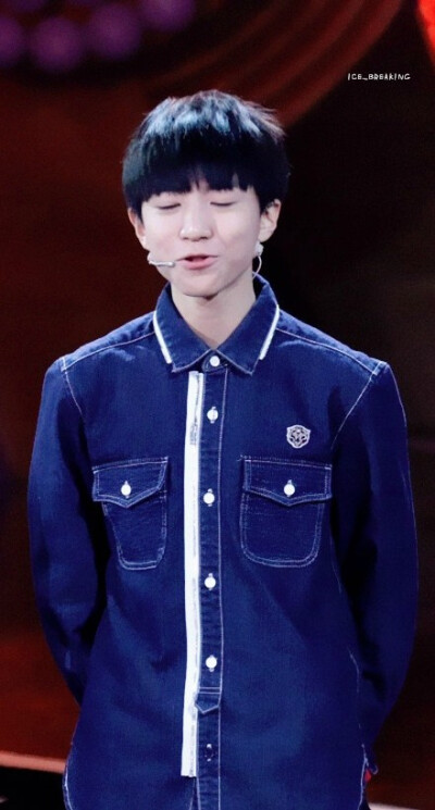 TFBOYS王俊凯 150207 北京春晚彩排 cr.logo