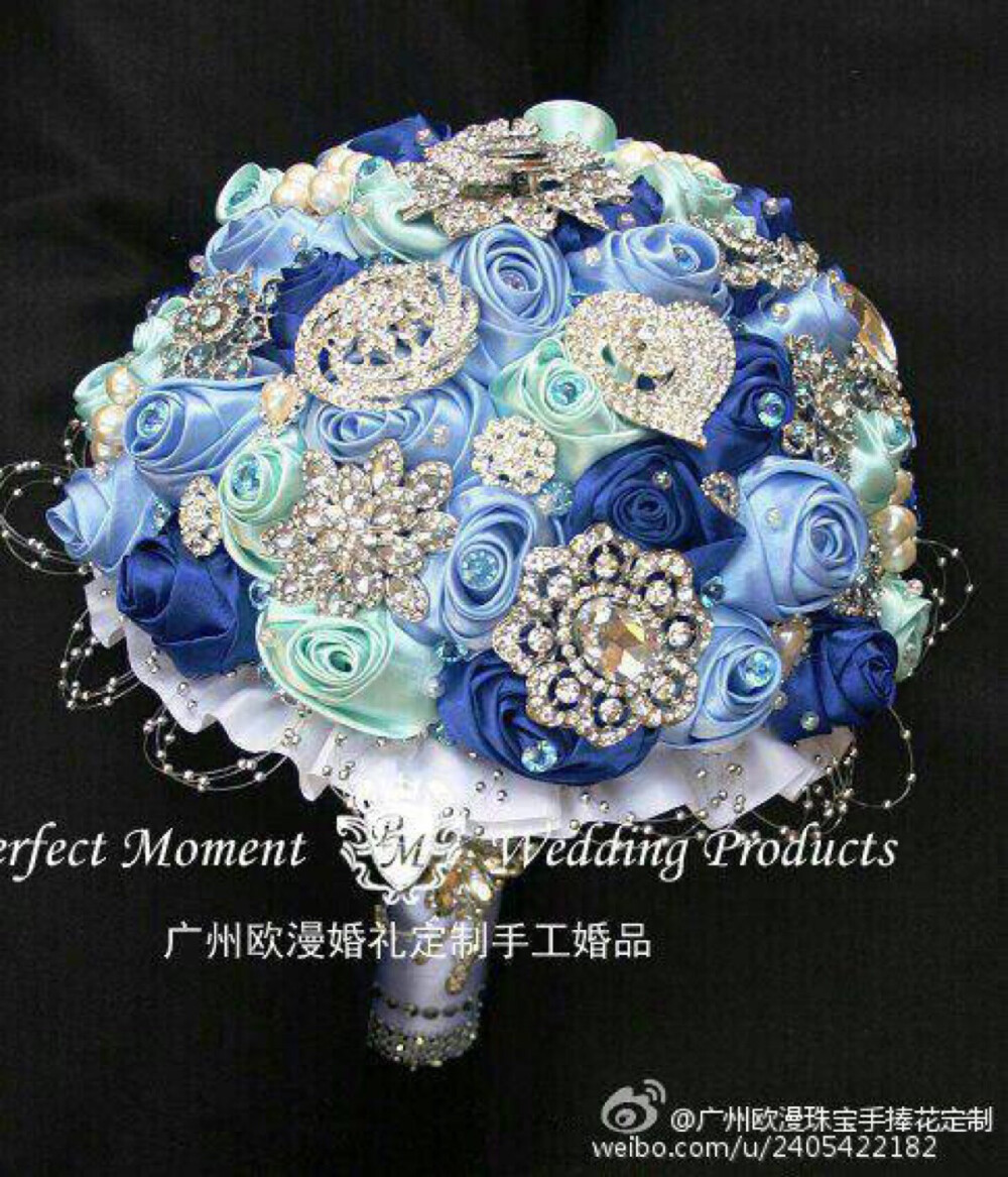 ☆.。.:*・°手̥̊捧̥̊花̥̊。.:*・°☆