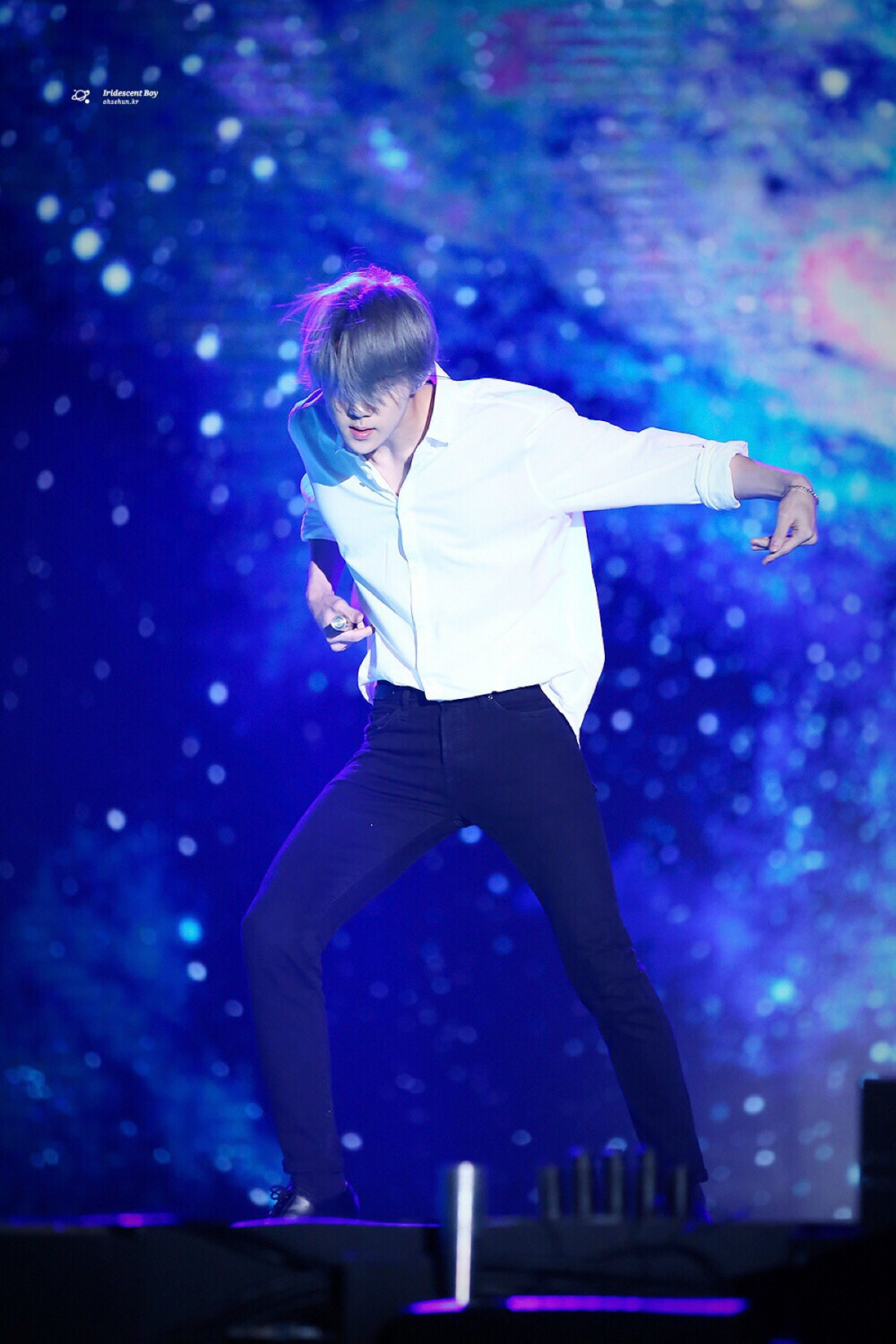 世勋 sehun exo 演唱会 银发【美疯了的宝宝(˶‾᷄ ⁻̫ ‾᷅˵)】墙纸 wallpaper