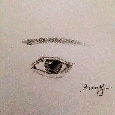 桃花眼 绘画 素描 铅笔画 Danny