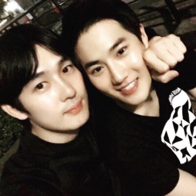 EXO 金俊勉 Suho