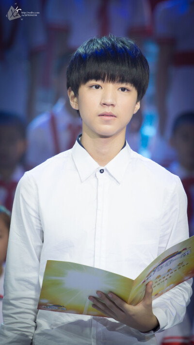 #王俊凯# #TFBOYS王俊凯# #TFBOYS#150820 开学第一课录制 cr：不冷静的希大人哟嘿