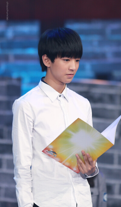 #王俊凯# #TFBOYS王俊凯# #TFBOYS#150820 开学第一课录制 cr：吃鱼春晓