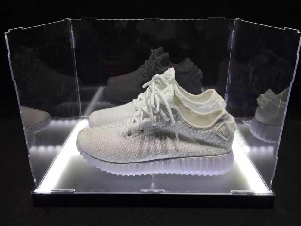 新品上架！Kanye West x adidas Yeezy Boost 350“white”全白 尺码：40-46 ➕V：meimeijia---