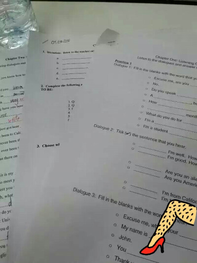 想不到泰国的大学里的英语课，就是天天类似做中国初中水平的英语作业....有点小骄傲~