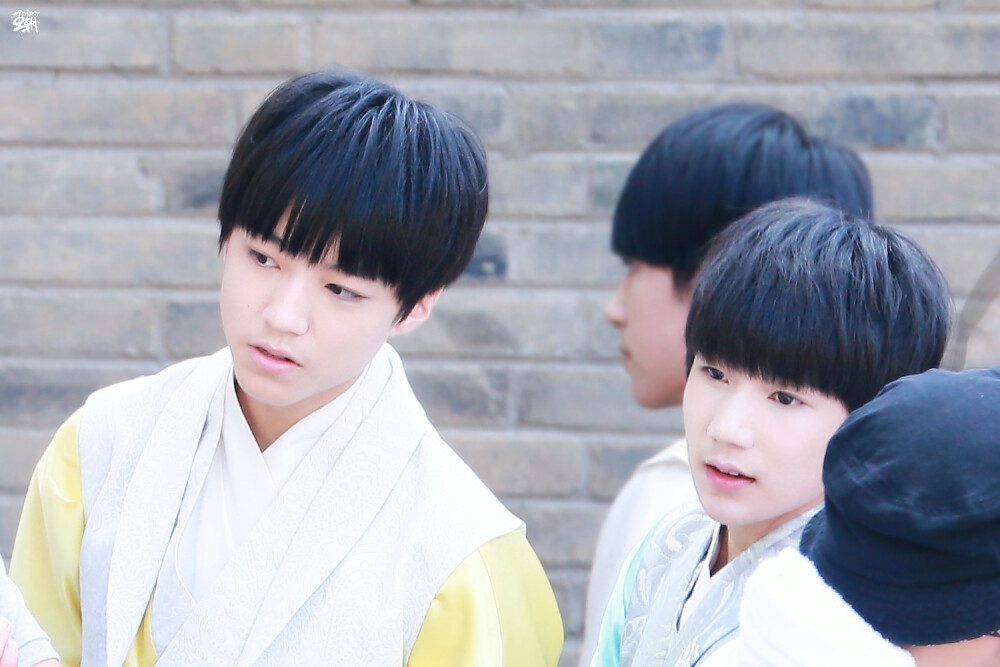 TFBOYS 王源 王俊凯 凯源 cr.logo