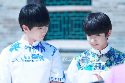 TFBOYS 王源 王俊凯 凯源 cr.logo