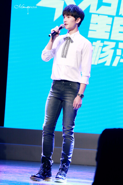 杨洋 20150909生日会