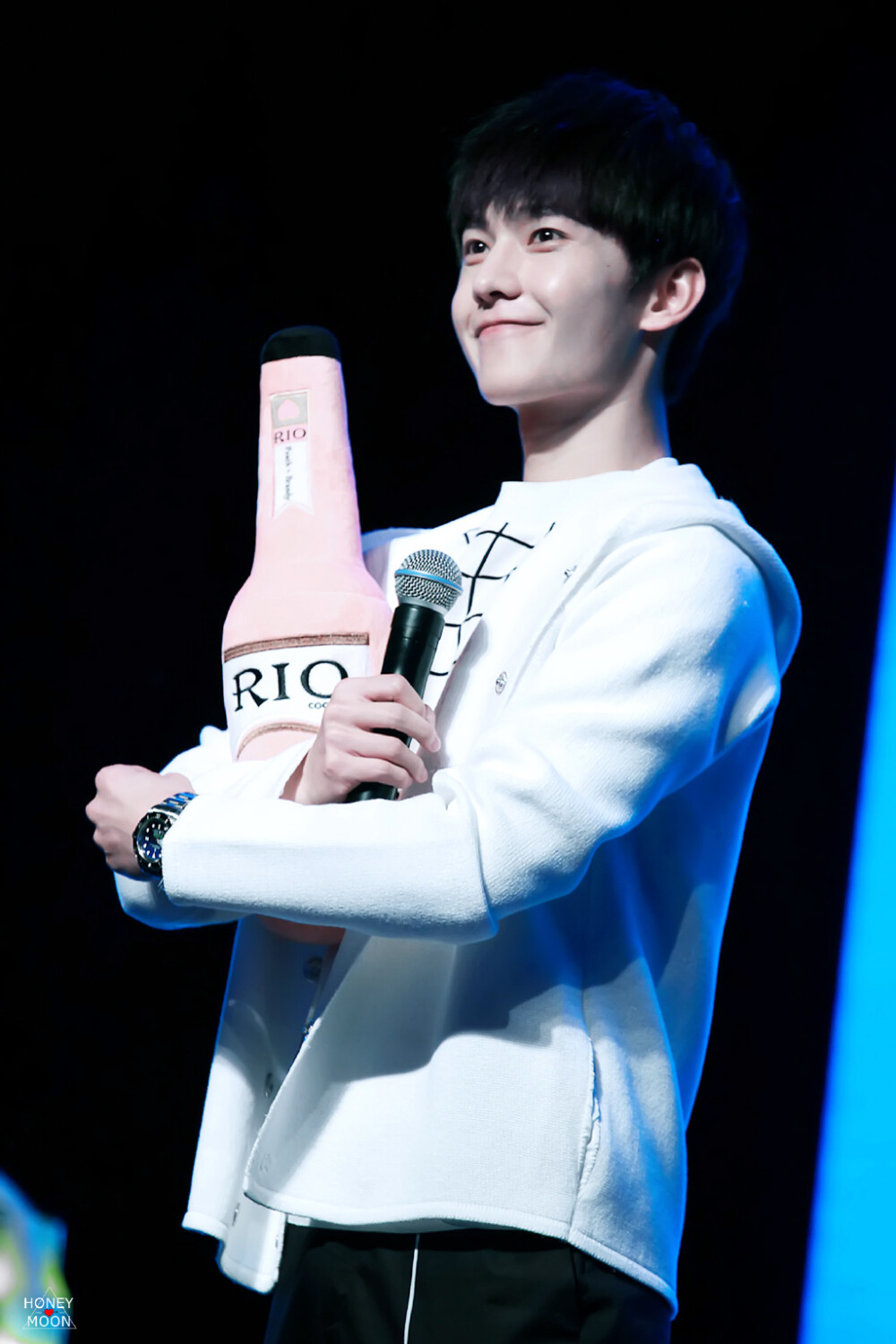 杨洋20150909生日会