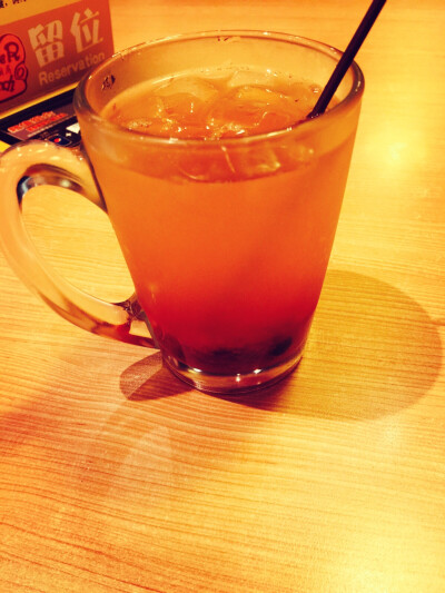 蓝莓西柚苏打水