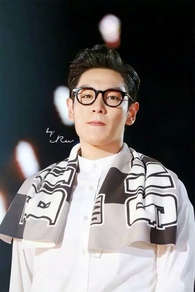 BIGBANG. TOP