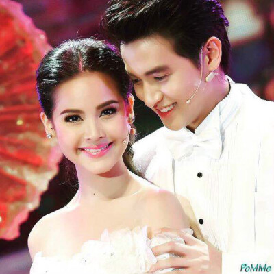 james jirayu&amp;amp;Yaya Urassaya Sperbund(中泰 泰挪）