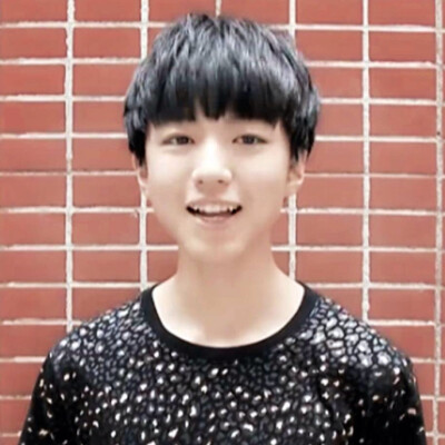 #王俊凯# #TFBOYS# 还是小土豆