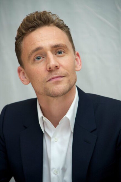 Tom Hiddleston