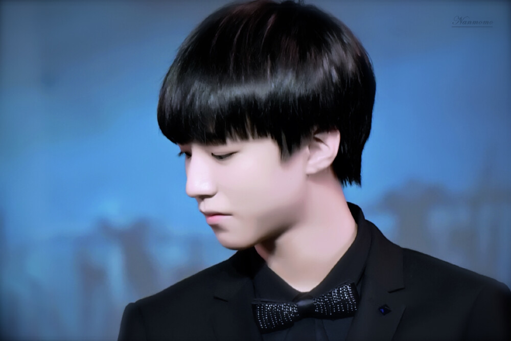 #王俊凯# #TFBOYS王俊凯# #TFBOYS# 150702长城发布会 cr:小领结Nanmomo