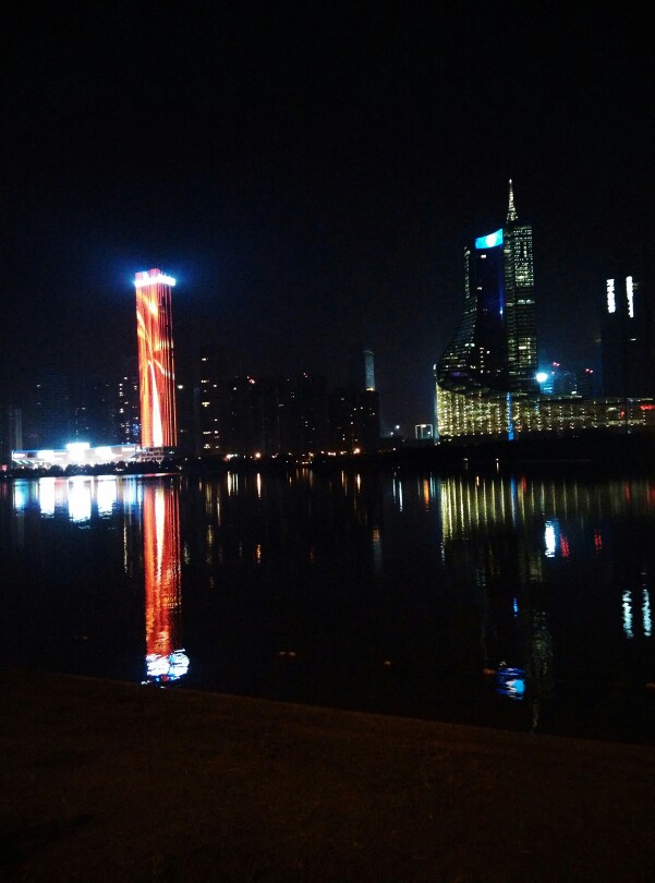 合肥天鹅湖夜景