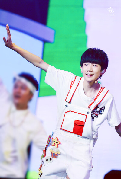 TFBOYS王源 150815TFBOYS FansTime cr:王源骑士站ROYal-Knights