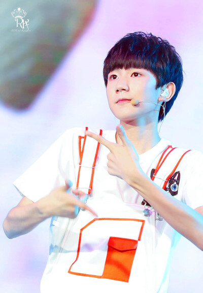 TFBOYS王源 150815TFBOYS FansTime cr:王源骑士站ROYal-Knights