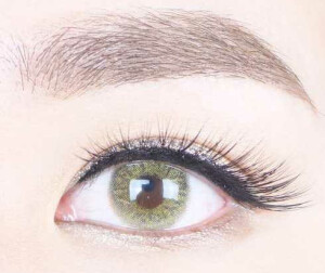 ＃美瞳＃iic绿棕色  混血款 正常看是棕色   强光是弱绿   不夸张反而有点金色感的混血款式