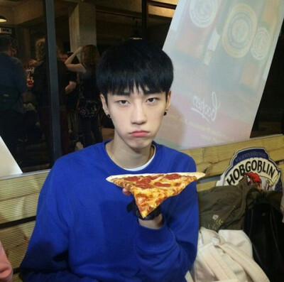 #金善斌# #男头# pizza