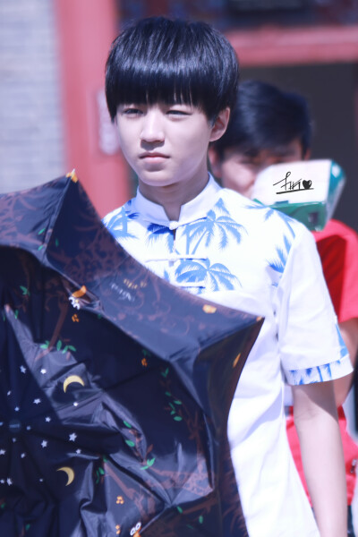 #王俊凯##TFBOYS王俊凯# 150828 星厨小当家 cr：此博已fififi