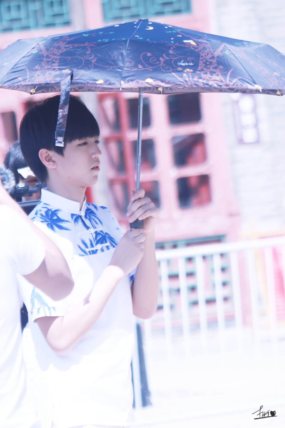 #王俊凯##TFBOYS王俊凯# 150828 星厨小当家 cr：此博已fififi