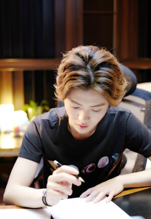 北京真男假——鹿晗