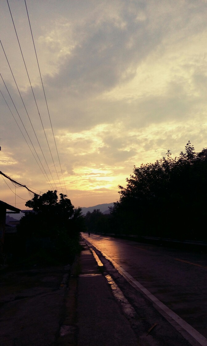 雨后的傍晚 外婆家