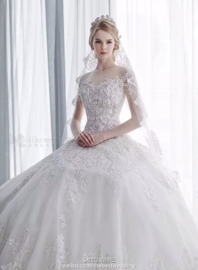 婚纱 时尚 简单 大方 美丽的新娘 唯美