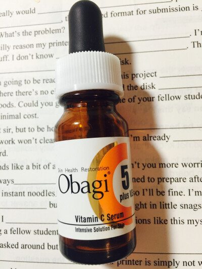 #安利好货#obagi这根草再去日本之后终于被拔了！！买这个主要是用来淡化痘印的。这一瓶快使完了感觉白了一些（然而有可能是因为我最近没出门）痘印也淡了！！我使完这瓶就去使obagi c10～⭐️⭐️⭐️