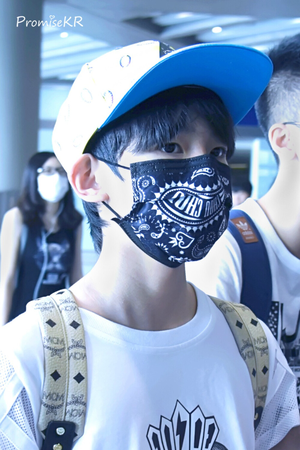 TFBOYS王源 150802重庆赴北京 cr:PromiseKR