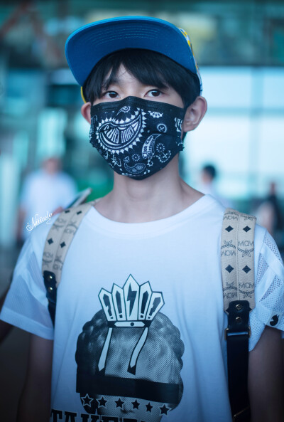 TFBOYS王源 150802重庆赴北京 cr:仙仙Niiicole