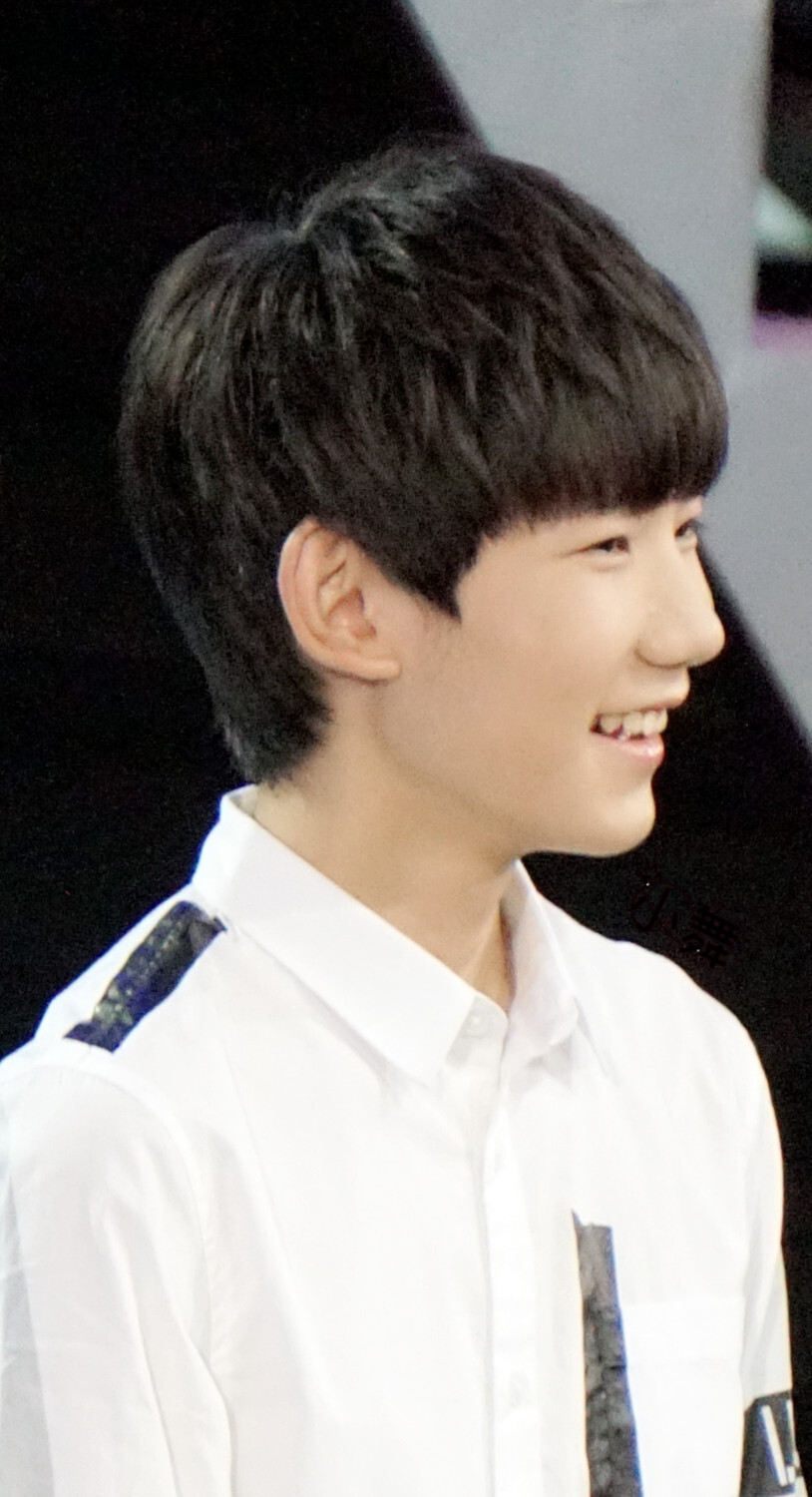 TFBOYS王源 150818挑战不可能 cr:桃花源里的轻松熊-小舞