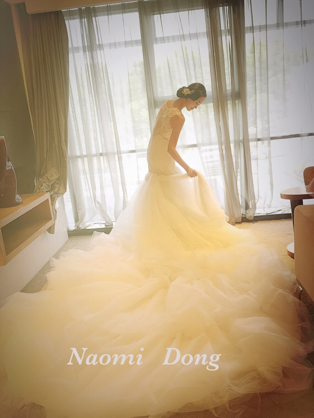 化妆造型：董美naomi'9.19跟妆日志星级感妆容造型走起