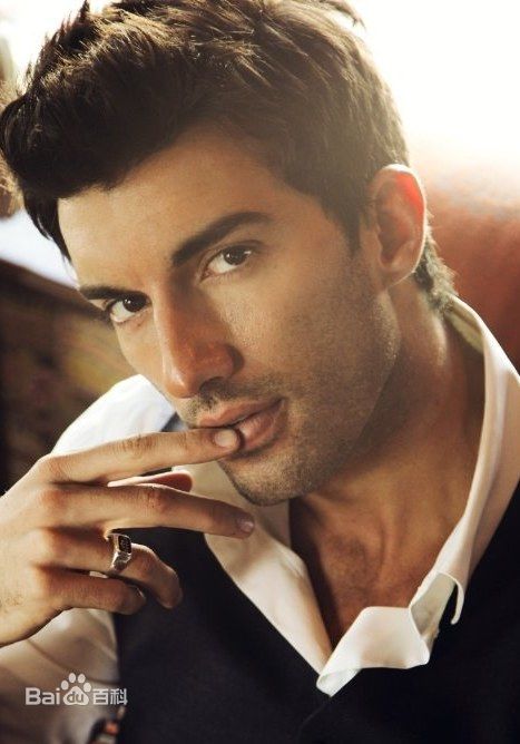 JustinBaldoni