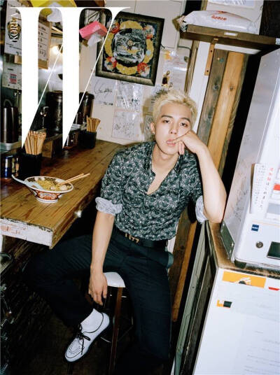 #宋闵浩# [杂志图] MINO for《W Korea》又2P (cr:minhoheyho) 麻麻这个boy帅飞辣