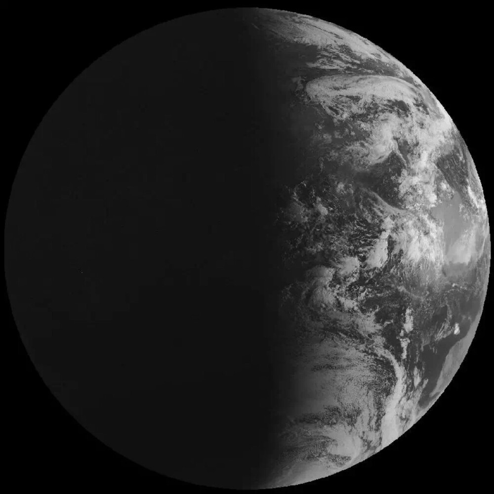 今日的地球2015年9月23日北京时间9月23日1000由meteosat7卫星拍摄