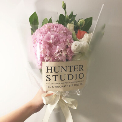 # Hunter Studio #独家设计 此花名美丽人生 为了记住你的笑容 我拼命按下心中的快门